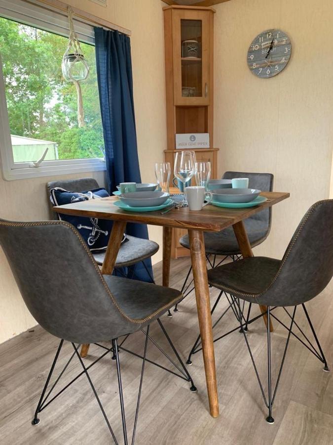 Ferienwohnung Chalet Seemöwe direkt am Wattenmeer aan de waddenzee Nordsee 600 Meter zum Badestrand, Angeln Westerland Exterior foto