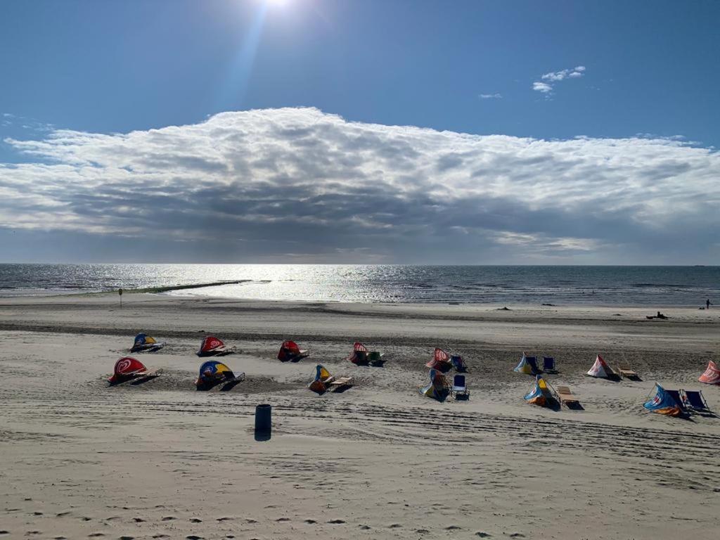 Ferienwohnung Chalet Seemöwe direkt am Wattenmeer aan de waddenzee Nordsee 600 Meter zum Badestrand, Angeln Westerland Exterior foto